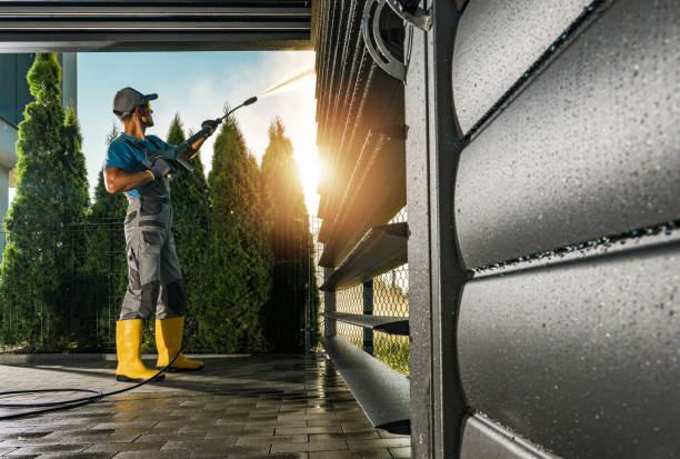 Best Pool Deck Cleaning  in Lowell, MA